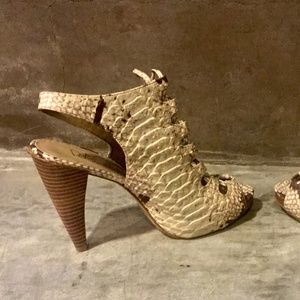 EXCELLENT Condition Rachel Roy Snakeskin Shoes